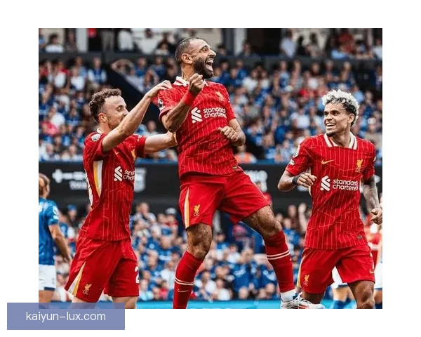 诺丁汉在近期边路进攻表现稳健，战术效果日益明显